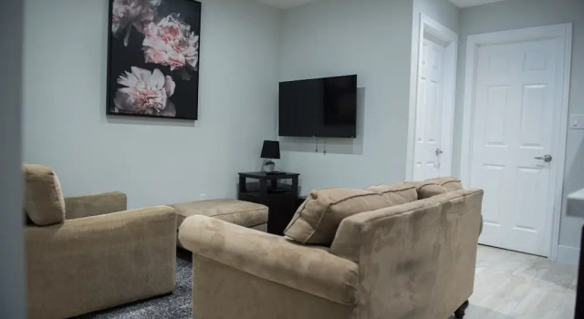 Furnished Downtown Toronto Suites, Varaa Hotelli Toronto 
