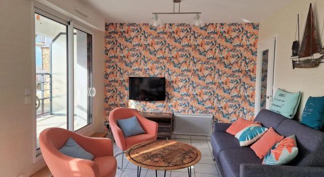 Comfortable Apartment, 50 m Sandy Beach, Varaa Huoneisto Hotellit Côtes-d'Armor pysäköinnillä, Pysäköinti