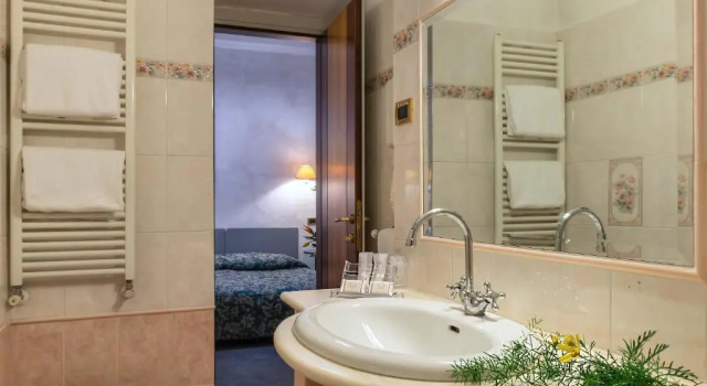 Полулюкс Hotel Santa Prisca