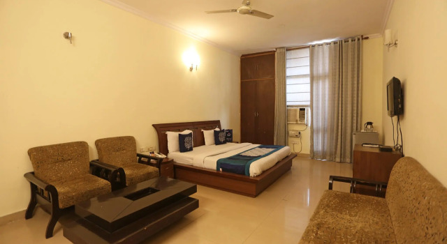 OYO DEL353 Murti Palace BED & BREAKFAST (Under the scheme of All India ), Забронировать Отель Отели Нью-Дели с завтраком, Завтраки