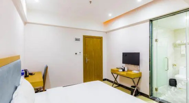 Jinlizhou Hotel (Gongbei Port Light Rail Station), Boek Hotel Hotels in Guangdong met parkeren, Parkeren