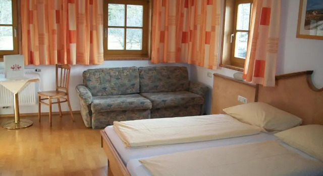 Номер Standard Pension Zechnerhof