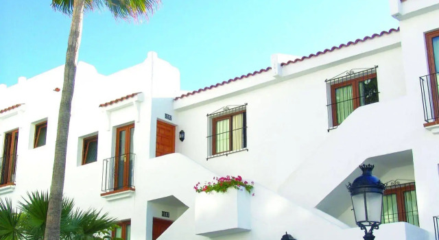 Ona Beverly Hills Suites, Book Condo Hotel Apart‑Hotels in Tenerife, Condo Hotel