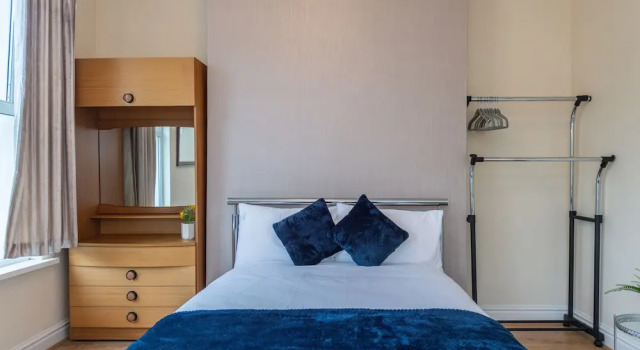 10 Guests - Free Parking - City Centre, Rezervasyon Tatil Evi Merseyside villalar, Villa