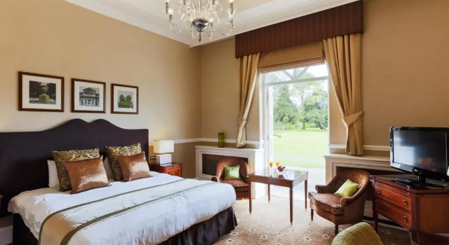 Двухместный номер Executive Down Hall Hotel