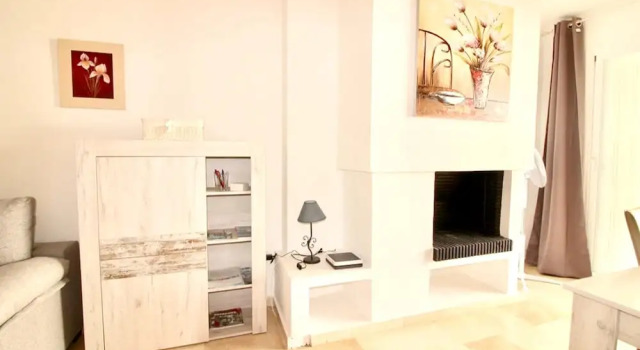Apartment With 2 Bedrooms in Estepona, With Wonderful sea View, Private Pool, Furnished Terrace - 800 m From the Beach, Забронировать Апартаменты/квартира Отели Эстепона с парковкой, рядом с Палеонтологический музей, Парковка