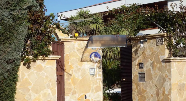 B&B Albaluna, Rezervați Bed and Breakfast Valenzano Bari Province