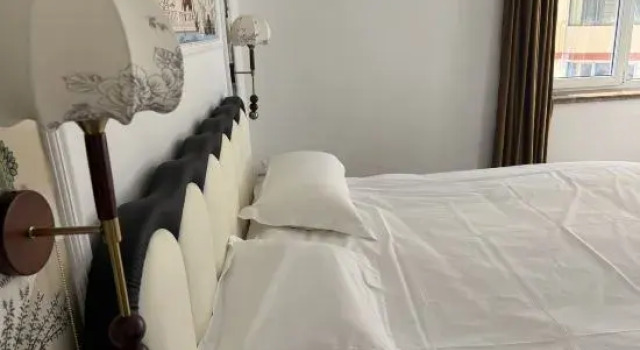 Люкс с 3 комнатами с видом на море Seaside Adulina Scenic Apartment (Qingdao May Fourth Square)