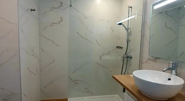 Четырёхместный номер Standard Logis Clermotel - Hôtel & Restaurant
