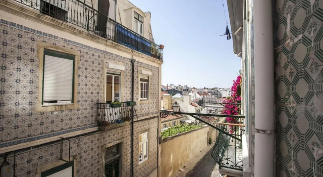 Cool Lisbon Apartment