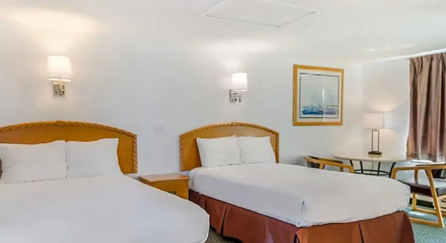 Номер Deluxe Americas Best Value Inn Hyannis