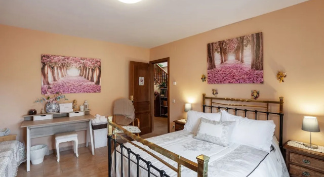 Stunning Mansion in Riaza With Balcony, Rezervați Hotel Riaza Castile and Leon