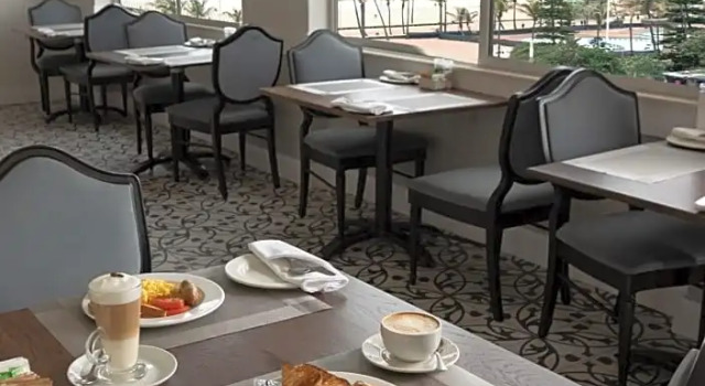 Номер Standard Parade Hotel