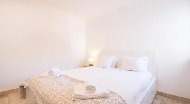 #089 Lovely Flat near Beach Olhos de Agua, Забронировать Отель Албуфейра Барловенто