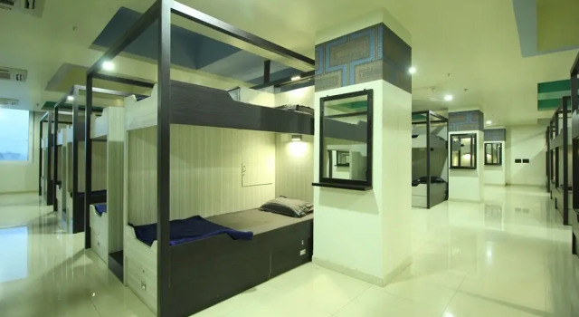 Jackpot In & Out Dormitory, Rezerwuj Hotel Hotele w Gujarat ze śniadaniem, Śniadanie