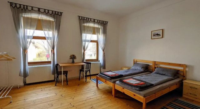 Четырёхместный номер Standard Gästehaus Honigberg next to the Fortified Church of Harman
