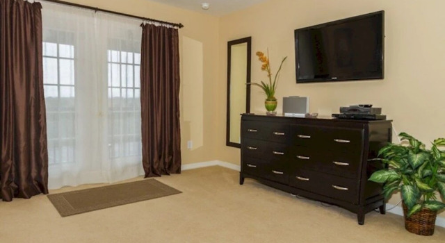 West Haven Villa Pool/spa And Game Room! 5 Bedroom Home by Redawning