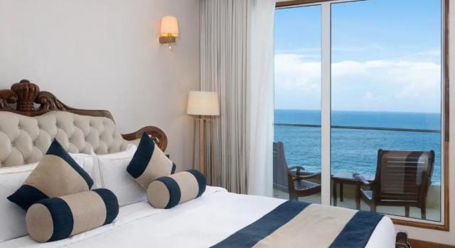 Люкс Presidential Отель Araliya Beach Resort and Spa