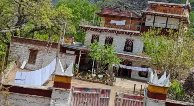 muxiashanju, Buchen Sie Hotel Tronang Sichuan