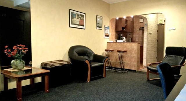RomPromo Plus Accommodation, Prenota Hotel Hotel economici a Bucarest, vicino a Bucharest Museum