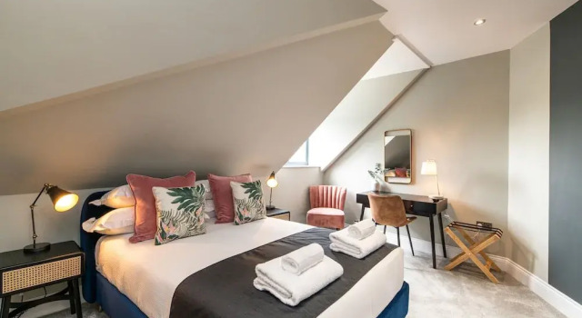 Chelmsford Loft 6 Penthouse, Varaa Huoneisto Asunnot kohteessa Merseyside, Huoneisto