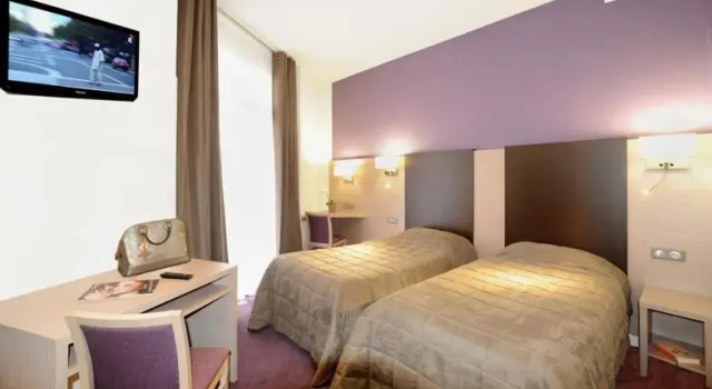 Четырёхместный номер Standard Hôtel Roc de Massabielle