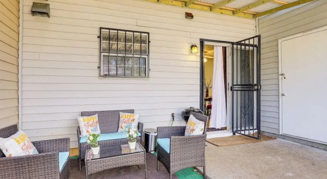 Georgia Townhome - 3 Mi to Stone Mountain Park!, Buchen Sie Hotel Stone Mountain Georgia