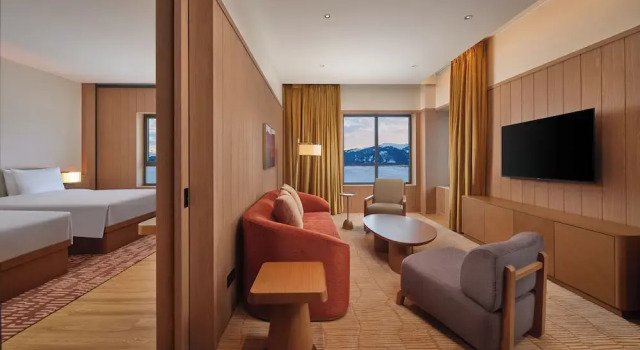 Четырёхместный номер Executive Hilton Altay Hemu