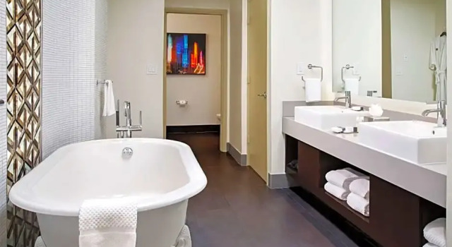 Двухместный люкс Presidential DoubleTree by Hilton Hotel Miami Airport & Convention Center
