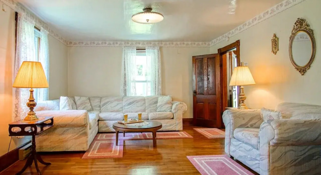 Коттедж 3 Br The Shay Inn Located15 Minutes to Snowshoe Mountain