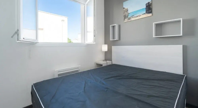 Bright Villa Stay in Serignan, Boek Villa Vakantiehuizen in Hérault, Cottage