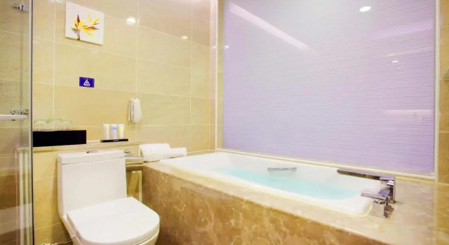 Трёхместный номер Standard Tsun Huang Hotel