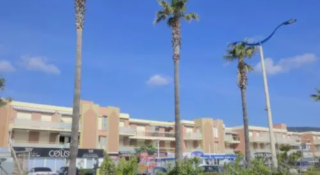 Apartment La Croix du Sud.3, Забронировать Апартаменты/квартира Отели Кавалер-сюр-Мер с парковкой, рядом с Пляж Кавалер-сюр-Мер, Парковка