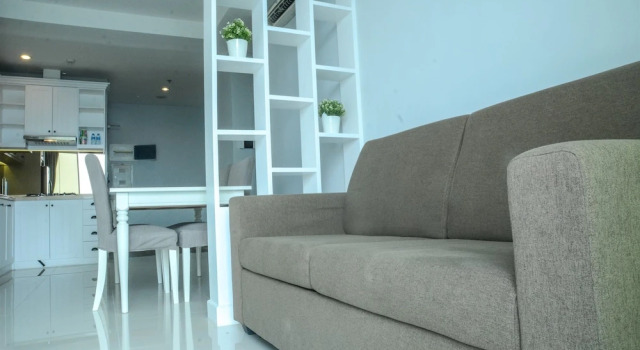 2 Bedrooms at Gallery West Apartment By Travelio