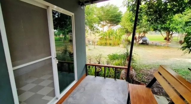 Вилла Deluxe Metha Country View Homestay Singburi