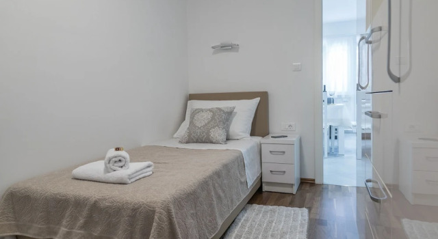 Drop In Split Suites