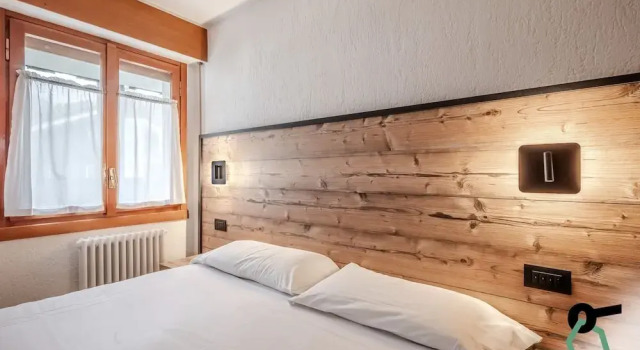 Hotiday Apartments La Thuile, Забронировать Апартаменты/квартира Отели в центре Ла-Тюиль, в центре