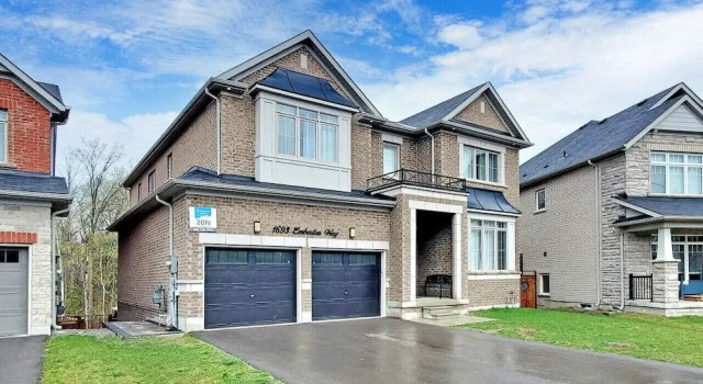 Family Modern Walkout Basement w Sauna Ski Resort 30min, Varaa Lomakeskus Innisfil Ontario