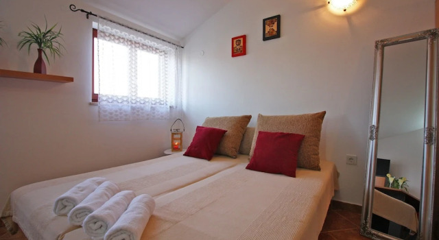 Apartments Irena 1310