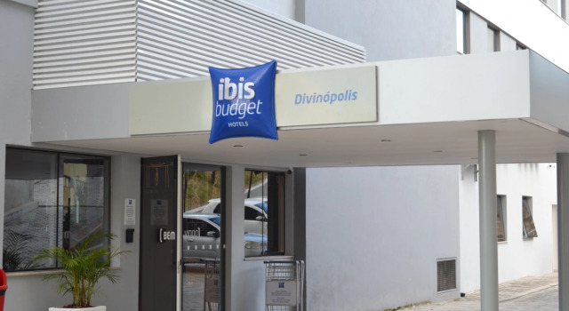 ibis budget Divinopolis, Забронировать Отель Дивинополис Минас-Жерайс
