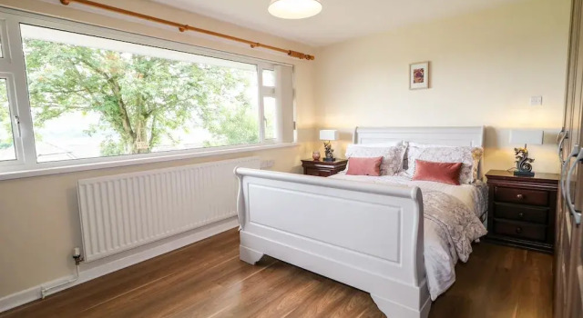 27 Pinewood Hill, Book Feriehus Newry Down County