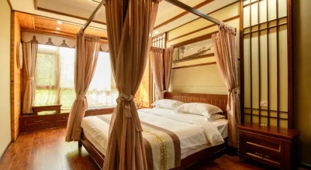 Люкс с видом на озеро Wanghu No.1 Homestay