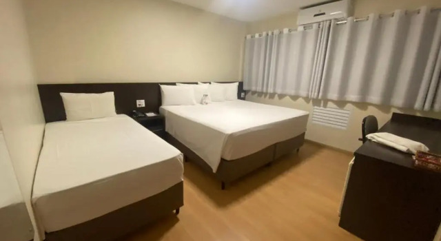 Номер Standard HD Plaza Hotel