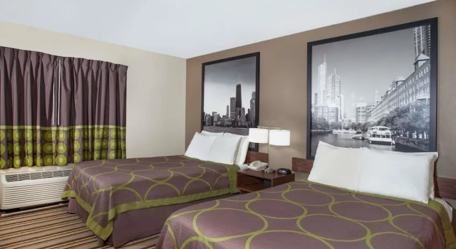 Четырёхместный люкс Super 8 by Wyndham Chicago/Rosemont/OHare/SE