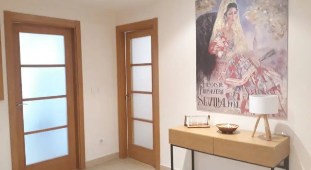 Bonito Apartamento Familiar en Sevilla, Забронировать Апартаменты/квартира Отели Севильи с парковкой, Парковка