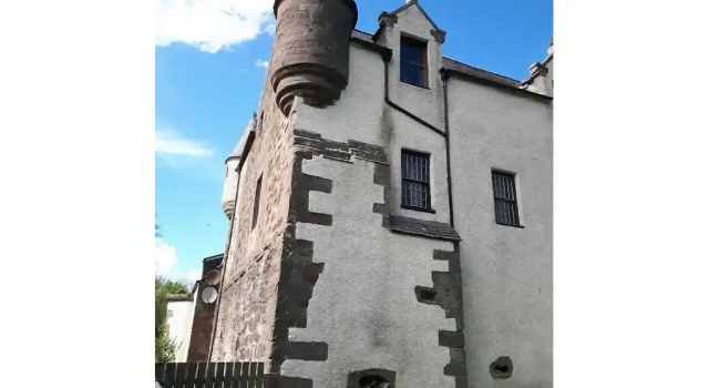 Hallgreen castle