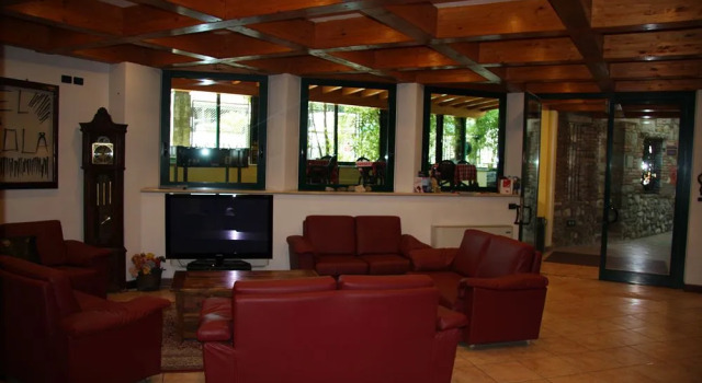 Campeggio Iris Park, Забронировать Кемпинг Кемпинги и глэмпинги Брешиа, Кемпинг