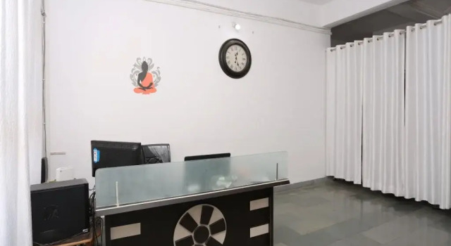 Singing Birds Home Stay By OYO Rooms