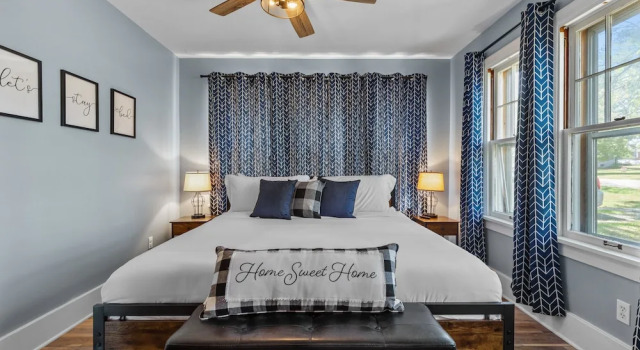 Sweet Cherry Escape | JZ Vacation Rentals, Rezerwuj Dom wakacyjny Hotele w Warrenton z parkingiem, Parking