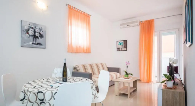 1 soveværelse i i kælderen lejlighed Apartments Villa Kolar